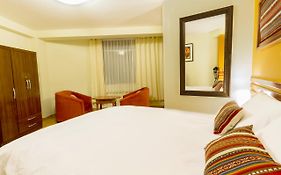Chinchero Boutique Hotel & Tours